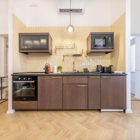 Sass Glamour Apartment Next To St Stephen Basilica S1 Budapest Exterior foto